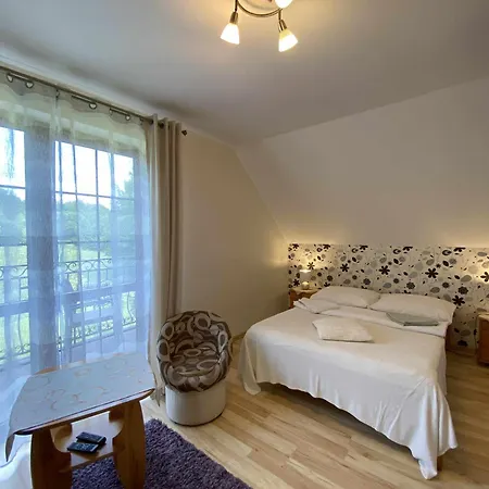 Miodowa Polana Apartment Polanczyk Room photo