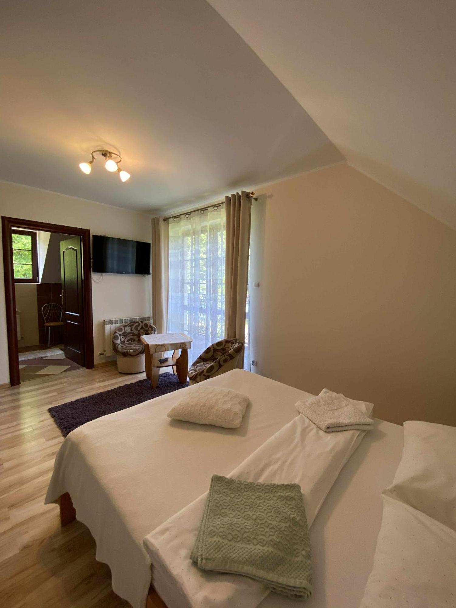 Homestay Miodowa Polana *